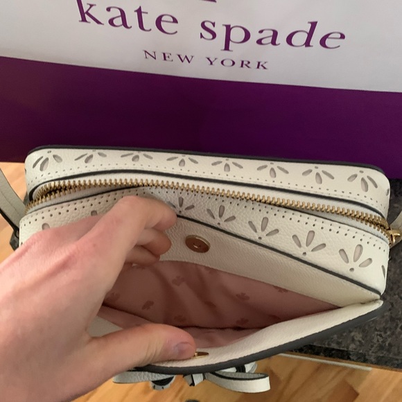 NWT Kate Spade crossbody - Picture 6 of 6